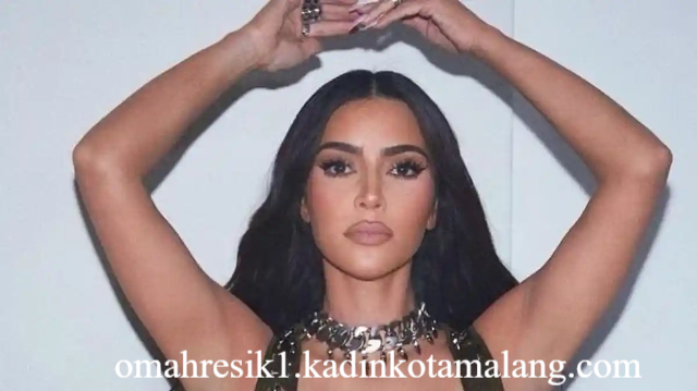 Biografi Sukses Kim Kardashian